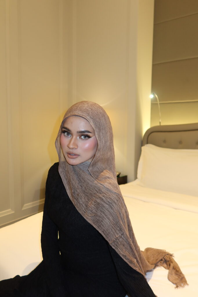Amberine - Ironless Shawl