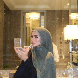 Habibti - Ironless Shawl
